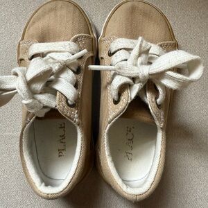 Canvas Shoes
